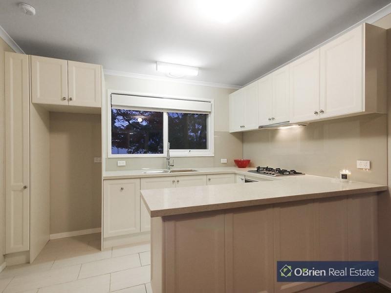 123 Fox Road, Narre Warren North VIC 3804