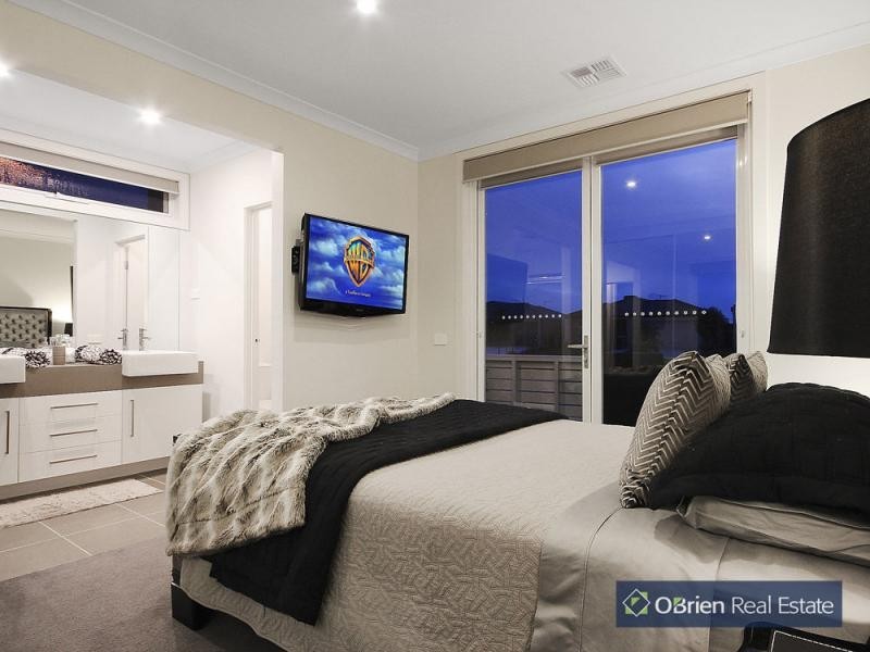 1 Serenity Street, Pakenham VIC 3810