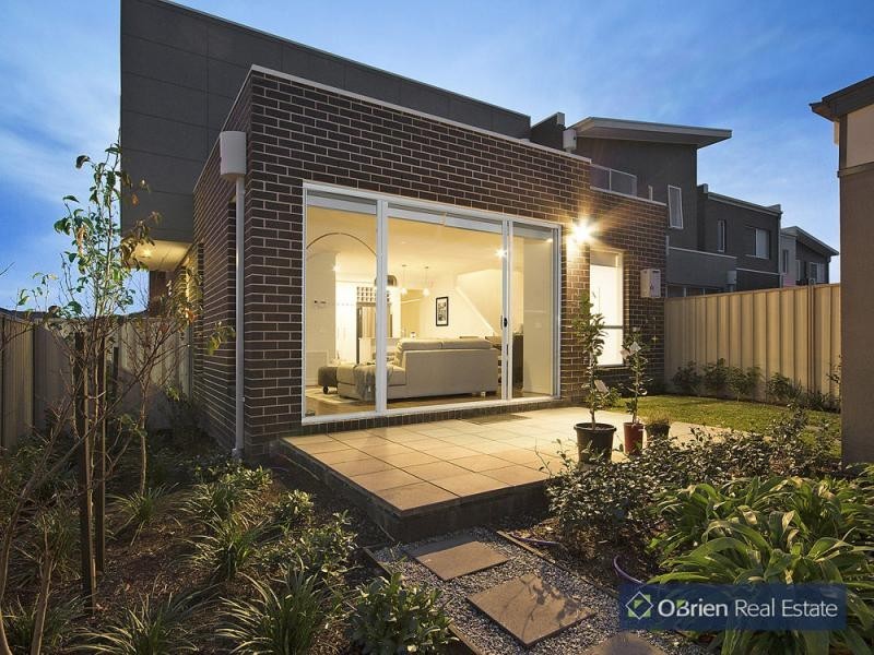 1 Serenity Street, Pakenham VIC 3810