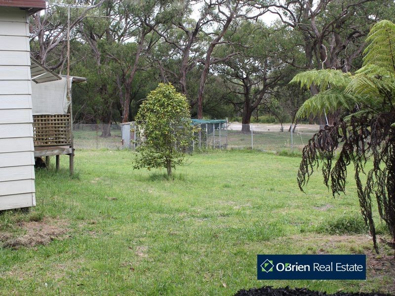 165 Cherry Tree Road, Lang Lang East VIC 3984