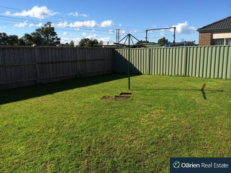 15 Cohens Way, Pakenham VIC 3810