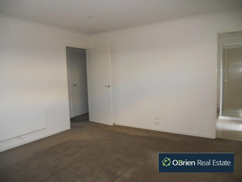 20 Manna Row, Officer VIC 3809