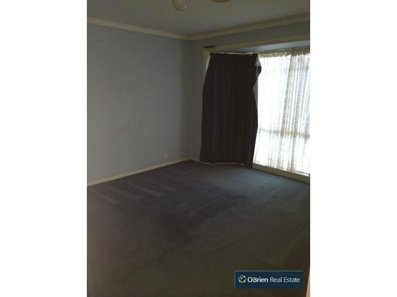 7 Stream Walk, Hallam VIC 3803