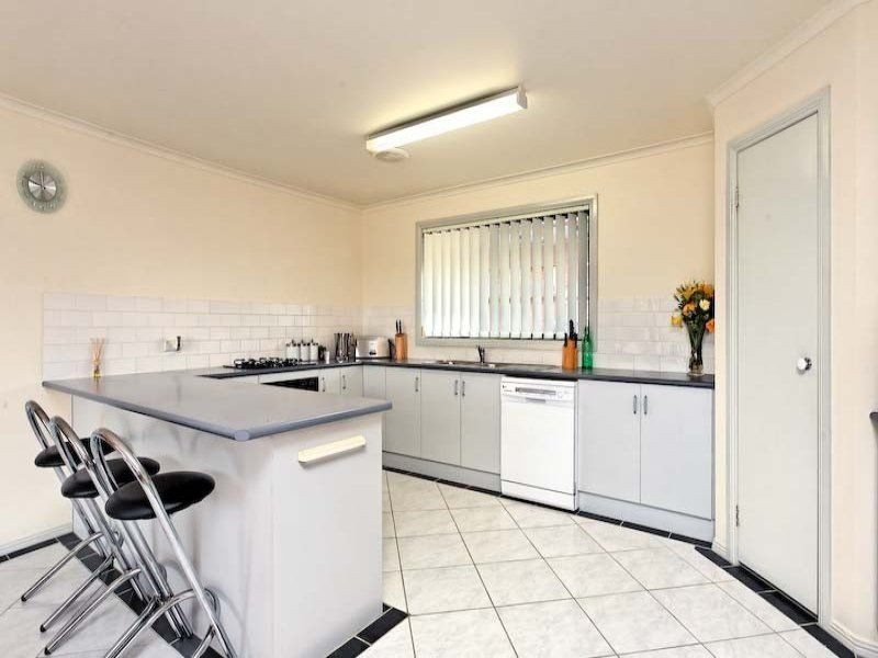 12 Domain Drive, Berwick VIC 3806