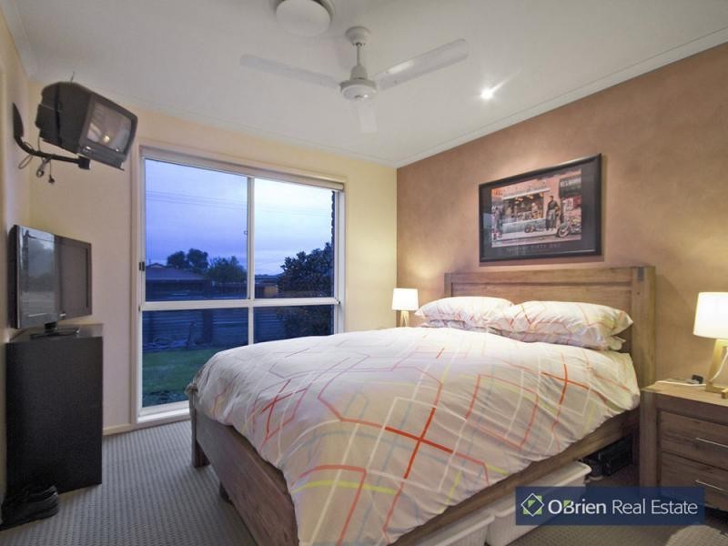 59 Eramosa Road East, Somerville VIC 3912