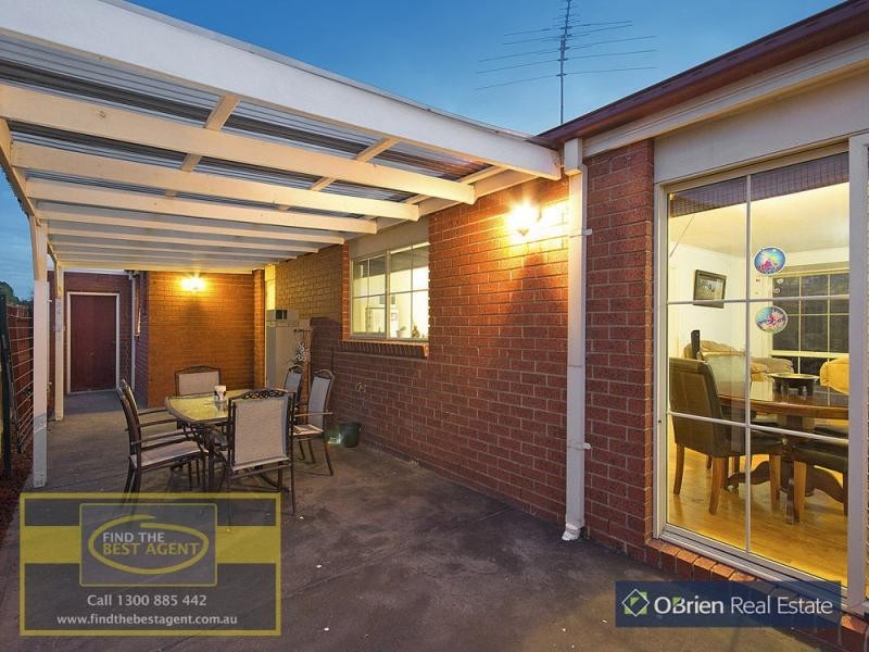 1/12 Rachel Drive, Cranbourne North VIC 3977