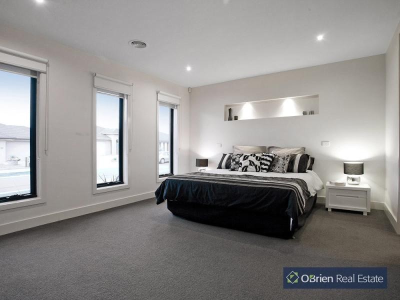 45 Warrego Circuit, Sandhurst VIC 3977