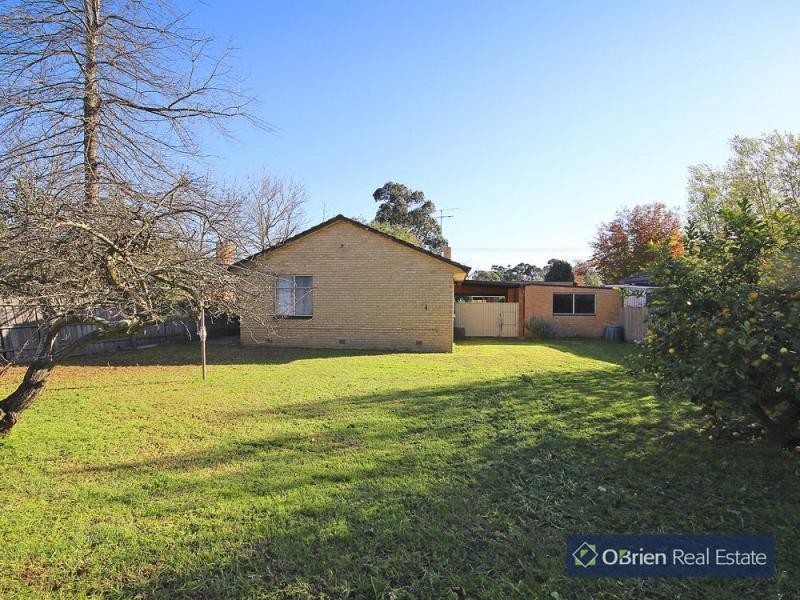 9 & 11 Evan Street, Berwick VIC 3806