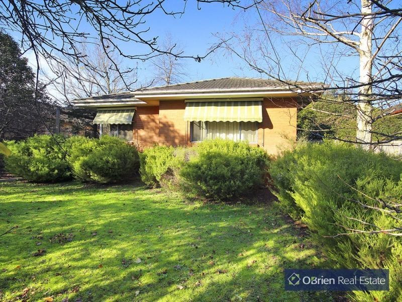 9 & 11 Evan Street, Berwick VIC 3806