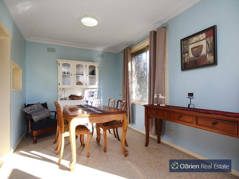 9 & 11 Evan Street, Berwick VIC 3806