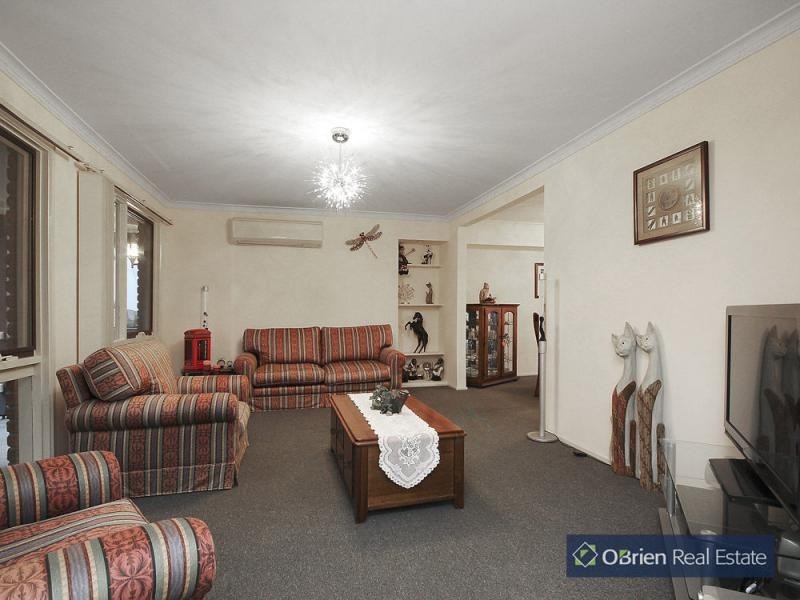 10 Ponto Court, Endeavour Hills VIC 3802