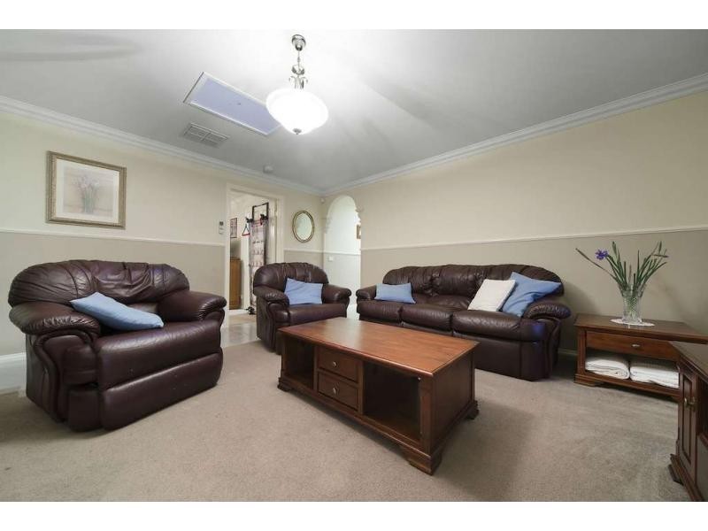 122 Moondara Drive, Berwick VIC 3806