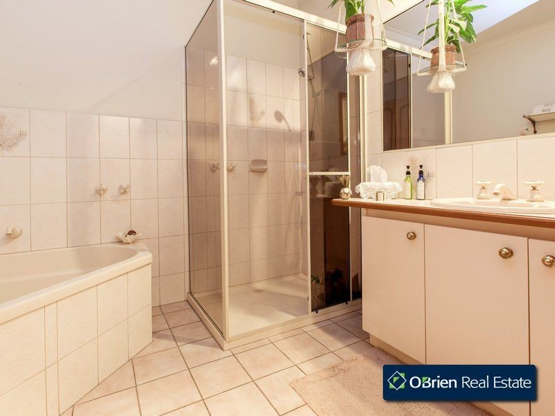 5/36 Langmore Lane, Berwick VIC 3806