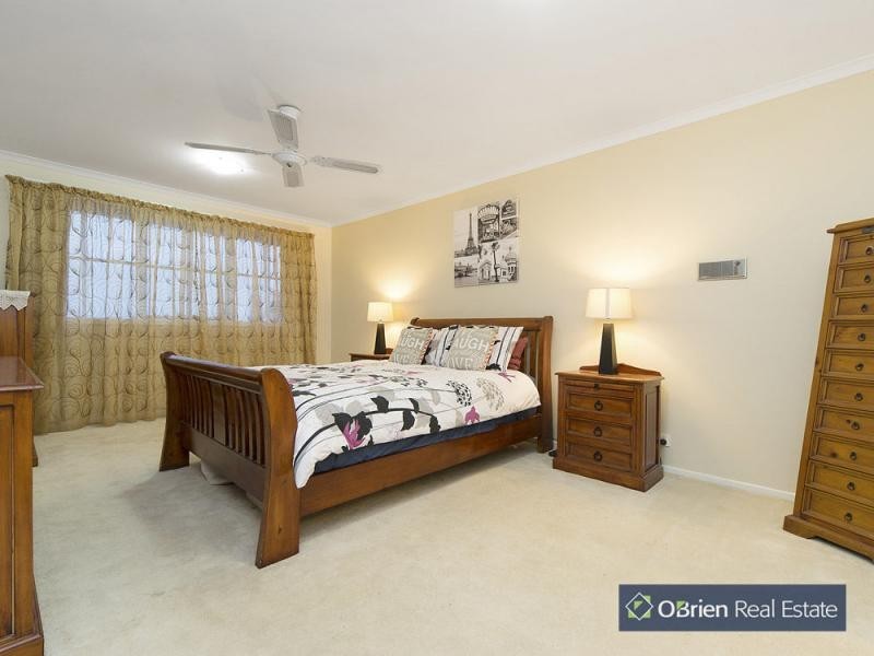 8 Bedwell Court, Endeavour Hills VIC 3802