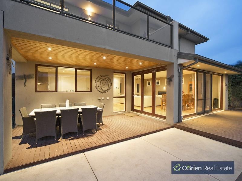 37 Lakeside Drive, Sandhurst VIC 3977