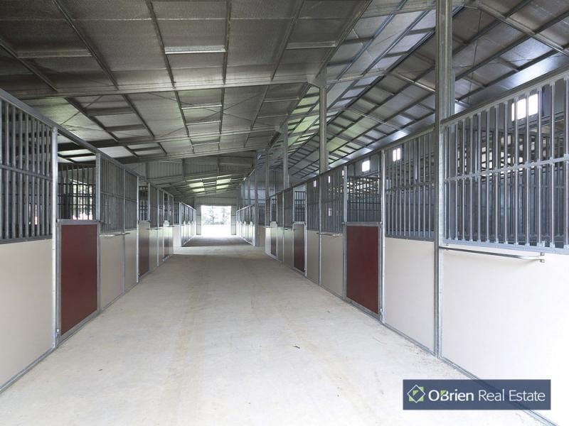 505 North Road, Cranbourne South VIC 3977
