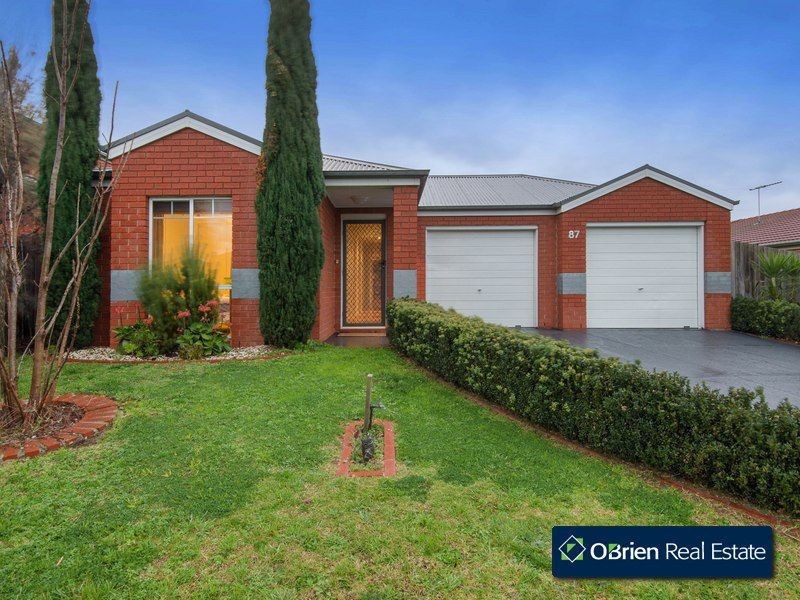 87 Golf Links Road, Berwick VIC 3806