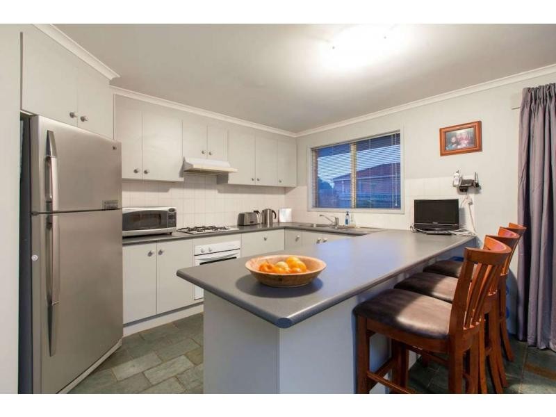 4 Warrenwood Place, Narre Warren VIC 3805