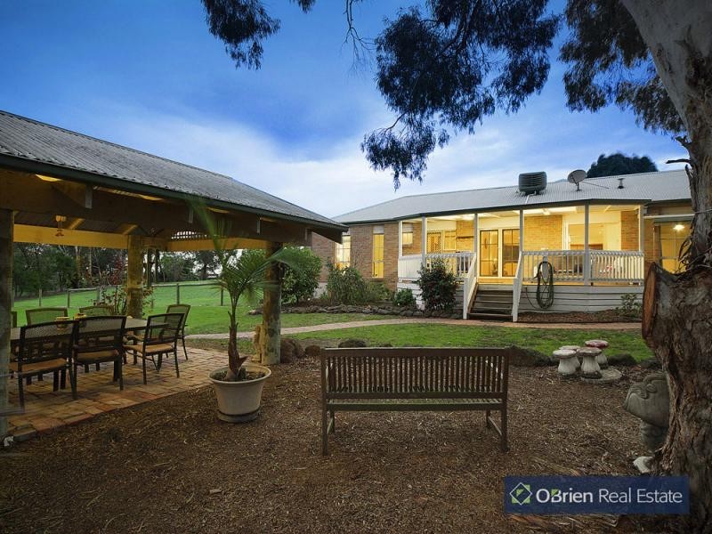 7 Crofters Hill Way, Somerville VIC 3912