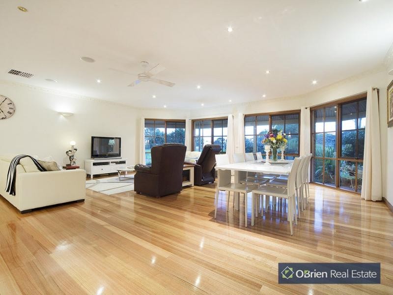 7 Crofters Hill Way, Somerville VIC 3912