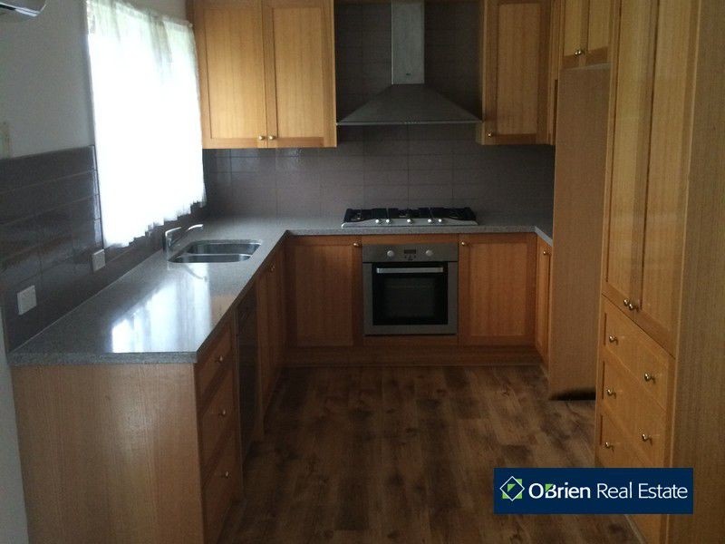 100 Prospect Hill Road, Narre Warren VIC 3805