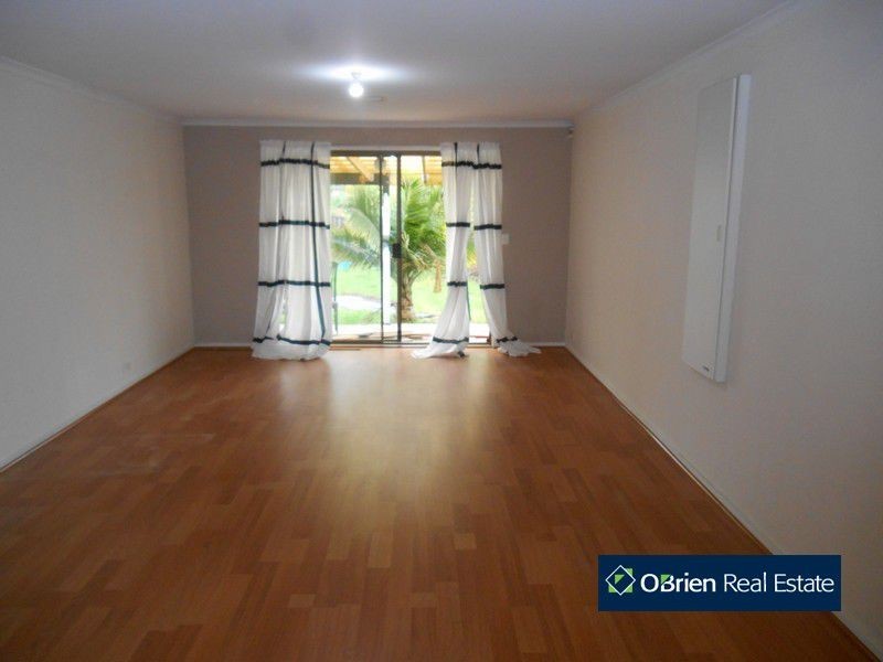 4 Haven Court, Cranbourne VIC 3977