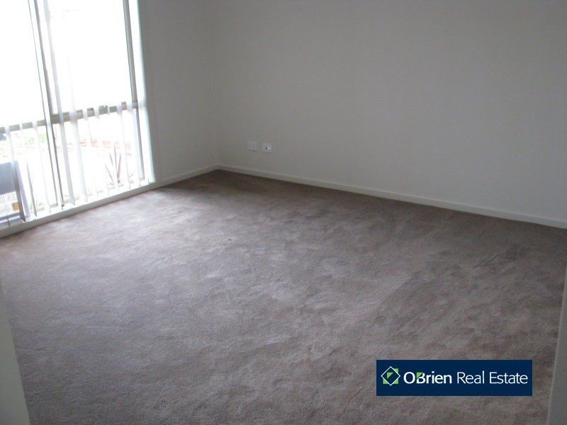 12 Ashford Drive, Pakenham VIC 3810