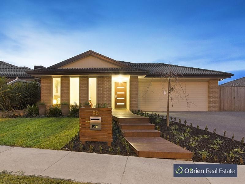 20 Thunderbolt Drive, Cranbourne East VIC 3977