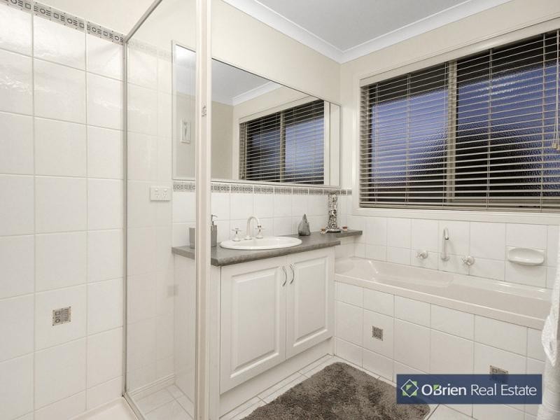 14 Pallidus Way, Narre Warren VIC 3805