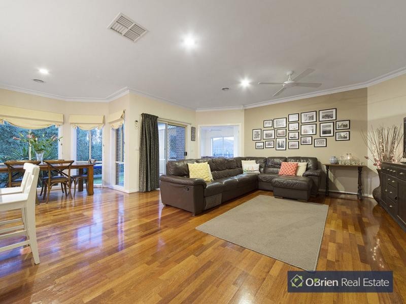 59 Galloway Drive, Narre Warren South VIC 3805