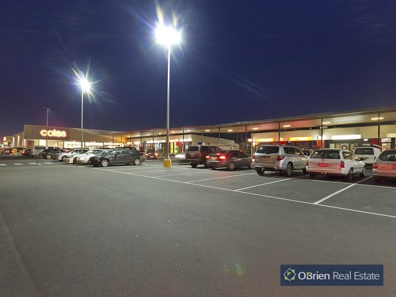 43 Honey Myrtle Way, Cranbourne VIC 3977