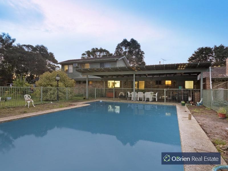 104 Browns Road, Cranbourne South VIC 3977