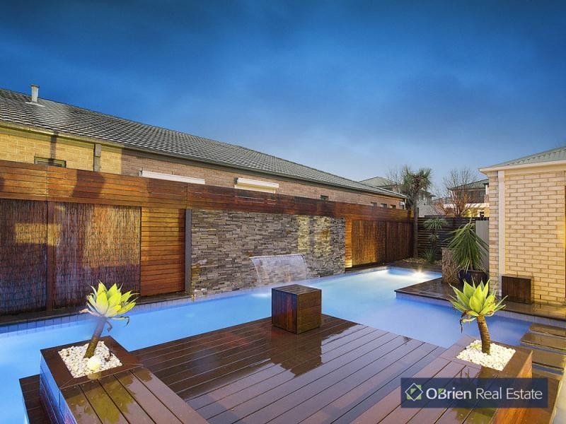 11 Ridgemont Drive, Berwick VIC 3806