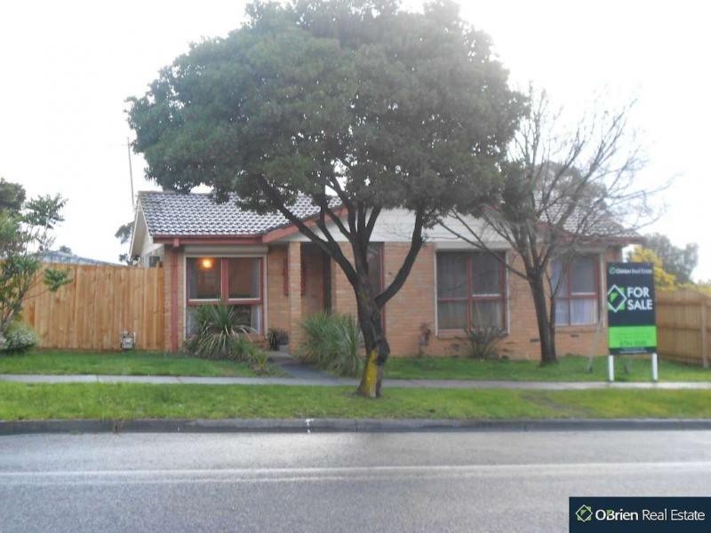 18 St James Court, Narre Warren South VIC 3805