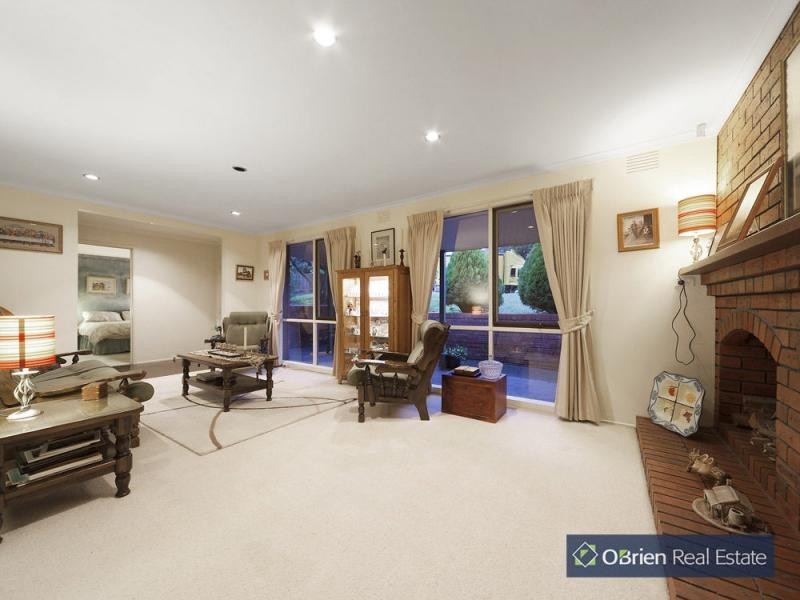 4 Knight Court, Endeavour Hills VIC 3802