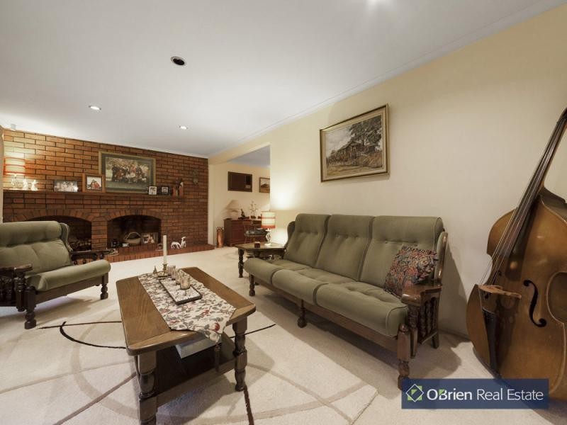 4 Knight Court, Endeavour Hills VIC 3802