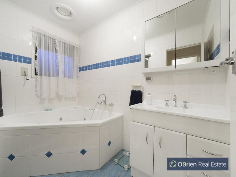 56 Hillside Avenue, Dandenong North VIC 3175