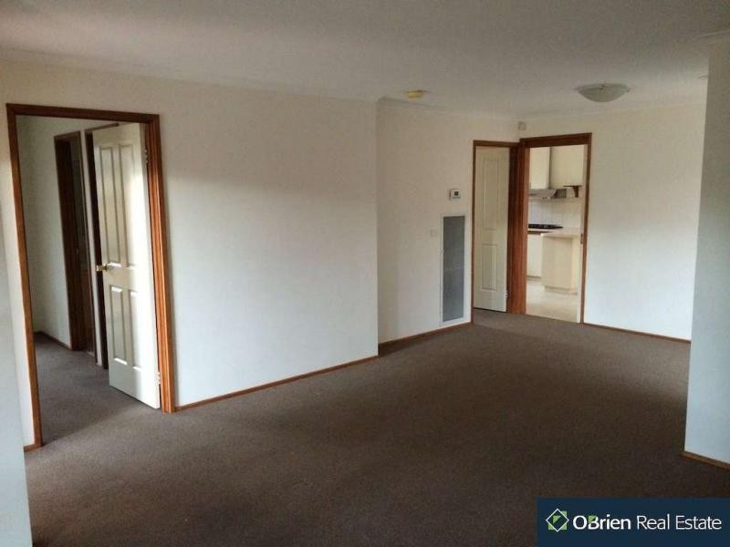 1 Bertrand Close, Berwick VIC 3806