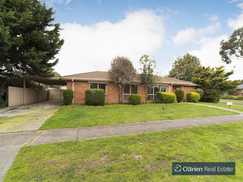 10 Caroline Crescent, Cranbourne West VIC 3977