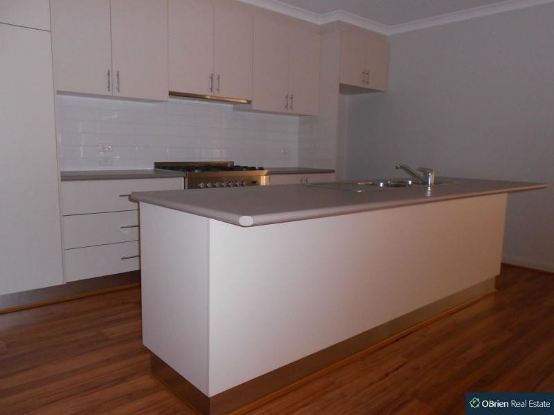 11A Oregano Drive, Lynbrook VIC 3975