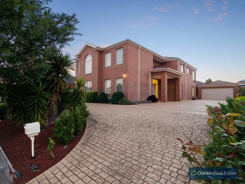 115 Berwick Springs Promenade, Narre Warren South VIC 3805