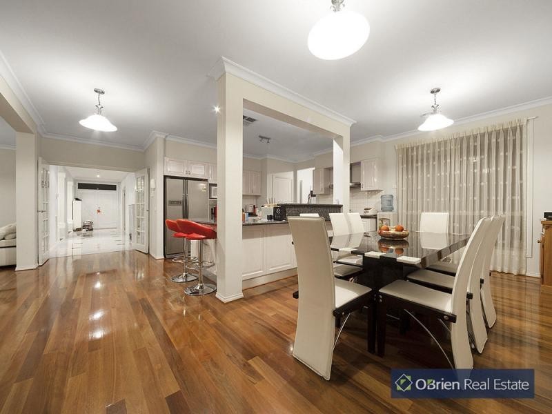 21 Coachwood Crescent, Narre Warren VIC 3805