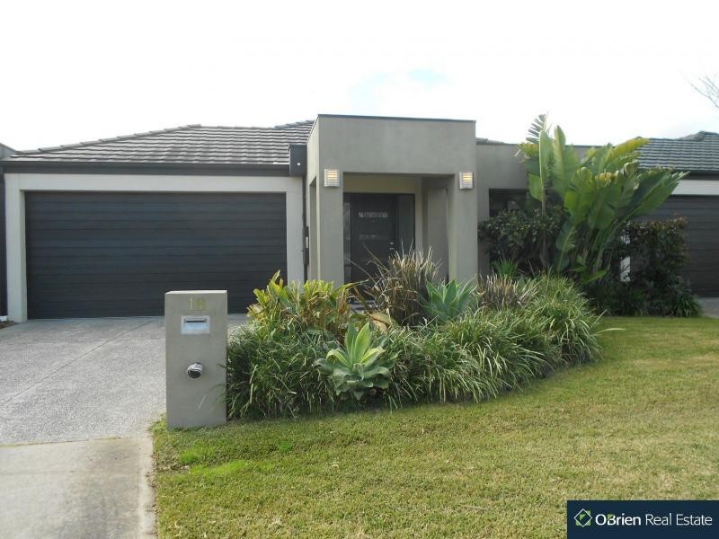 18 Jack William Way, Berwick VIC 3806