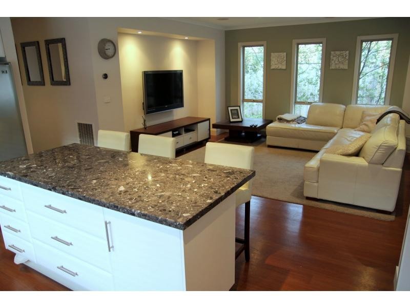 18 Jack William Way, Berwick VIC 3806