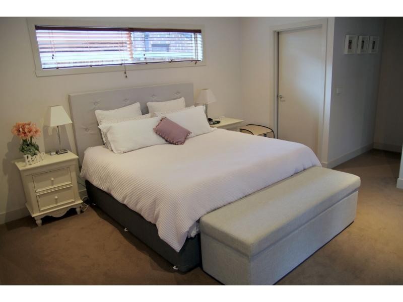 18 Jack William Way, Berwick VIC 3806