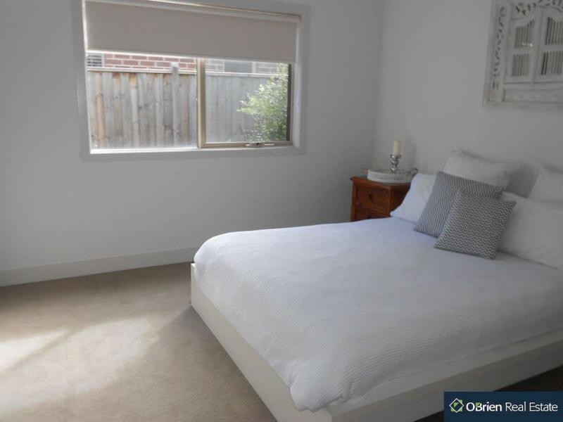 18 Jack William Way, Berwick VIC 3806