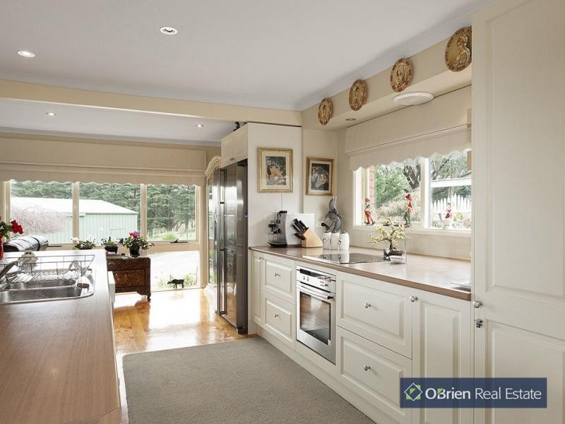 205 Huxtable Road, Pakenham Upper VIC 3810