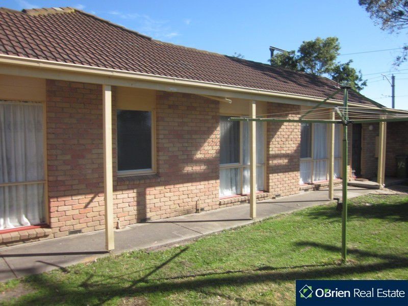 1/2 Shrives Road, Narre Warren VIC 3805