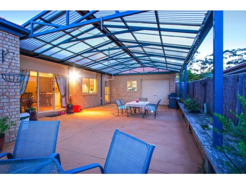 18 Stockmans Circuit, Pakenham VIC 3810