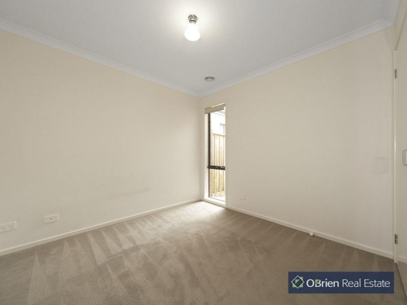 28 Livida Circuit, Lyndhurst VIC 3975